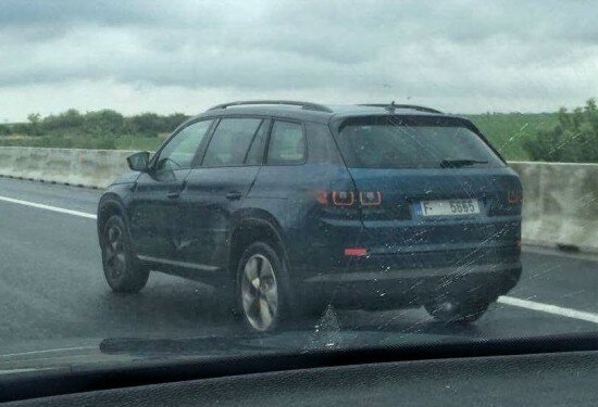 24715-1470791995-krossover-skoda-kodiaq-debyutiroval-na-novyh-fotografiyah